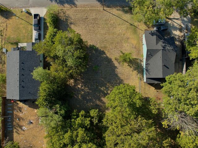 1706 W 12th Avenue, Corsicana, TX 75110
