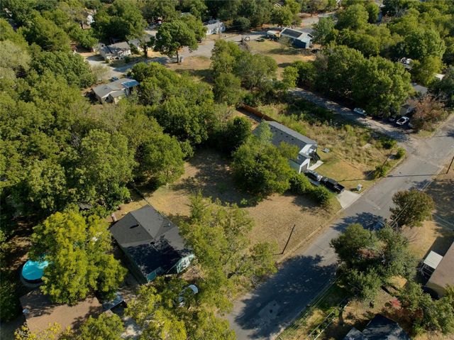 1706 W 12th Avenue, Corsicana, TX 75110