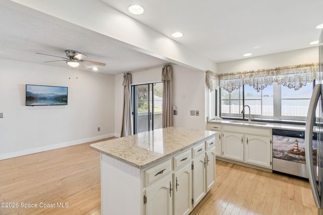 1334 Cherry Hills Road NE, Palm Bay, FL 32905