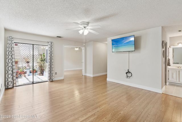 1334 Cherry Hills Road NE, Palm Bay, FL 32905