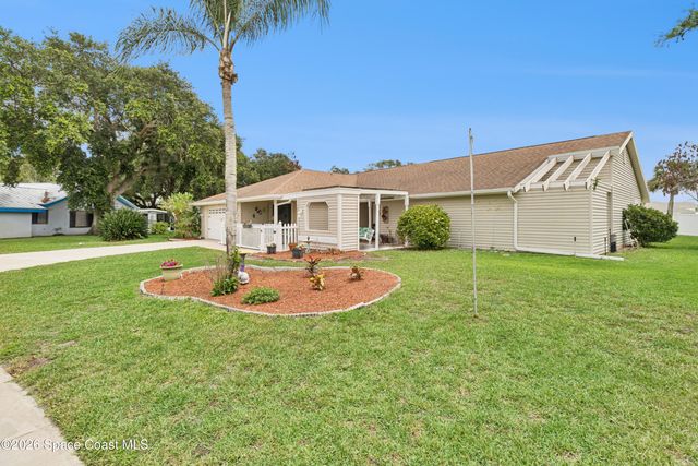 1334 Cherry Hills Road NE, Palm Bay, FL 32905