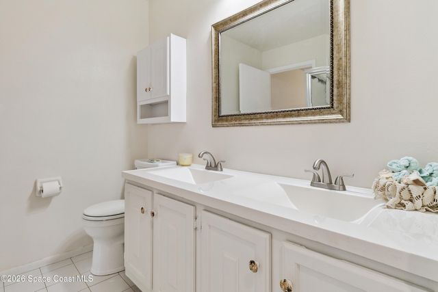 1334 Cherry Hills Road NE, Palm Bay, FL 32905