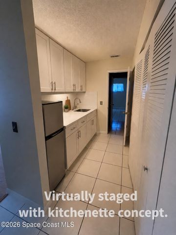 1334 Cherry Hills Road NE, Palm Bay, FL 32905