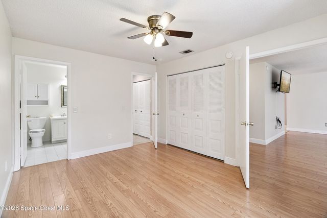 1334 Cherry Hills Road NE, Palm Bay, FL 32905