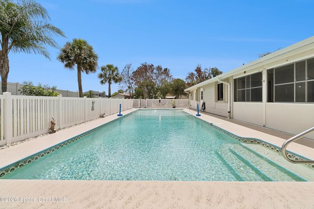 1334 Cherry Hills Road NE, Palm Bay, FL 32905