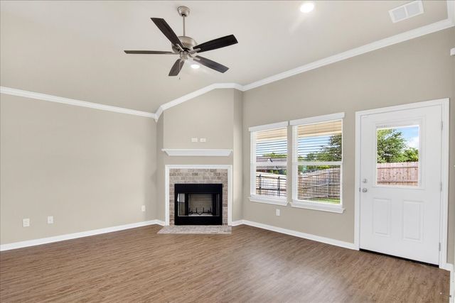 2509 Yoder Lane, Robinson, TX 76706