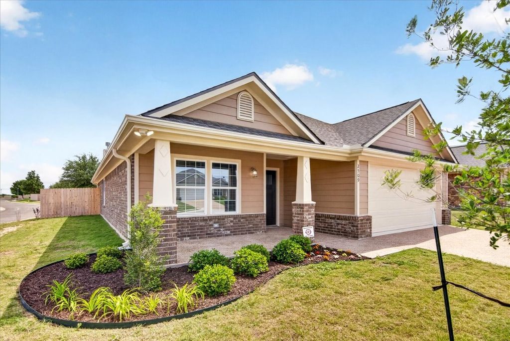 2509 Yoder Lane, Robinson, TX 76706