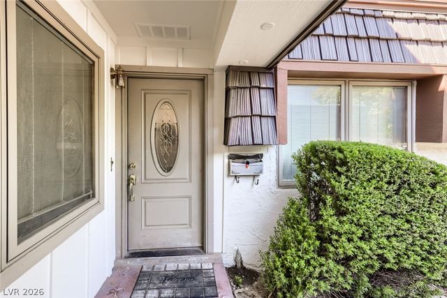 2951 Pinehurst Drive, Las Vegas, NV 89109