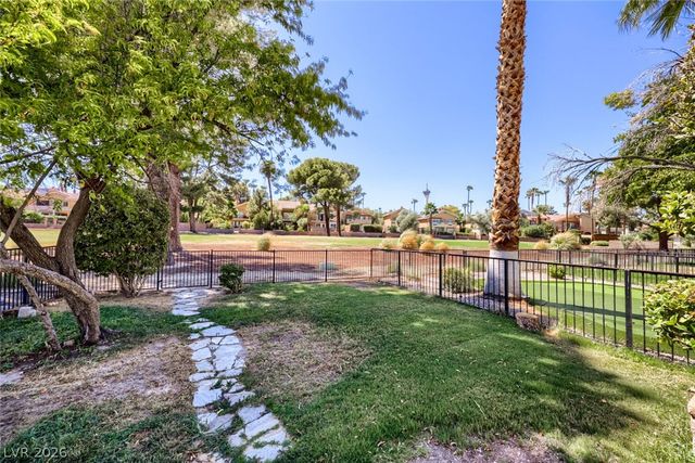 2951 Pinehurst Drive, Las Vegas, NV 89109