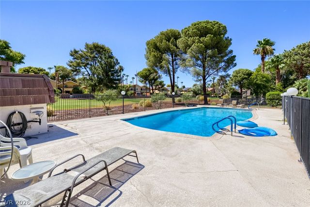 2951 Pinehurst Drive, Las Vegas, NV 89109