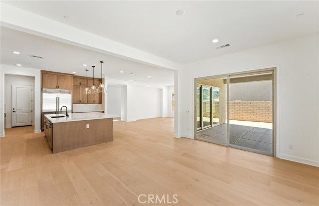 11838 Canoga Avenue, Chatsworth (los Angeles), CA 91311