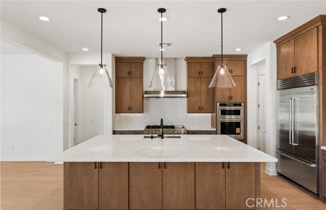 11838 Canoga Avenue, Chatsworth (los Angeles), CA 91311