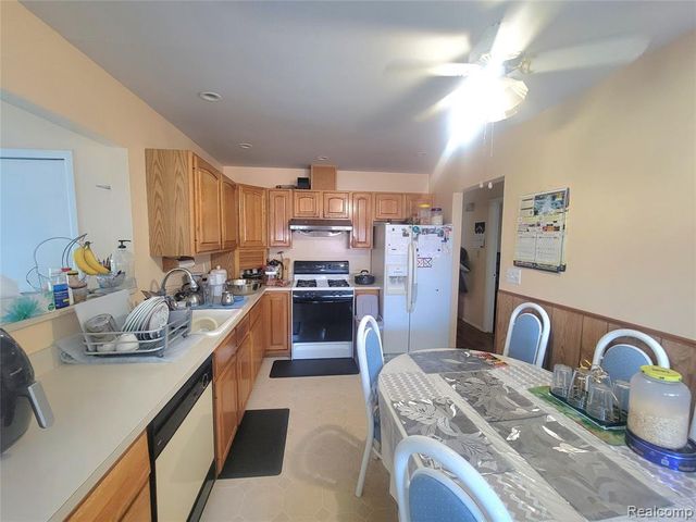 11348 Jonas Avenue, Warren, MI 48089