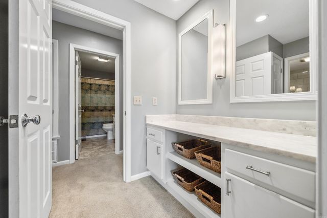 250 Grand Isle Dr Apt 5A, Hot Springs, AR 71913