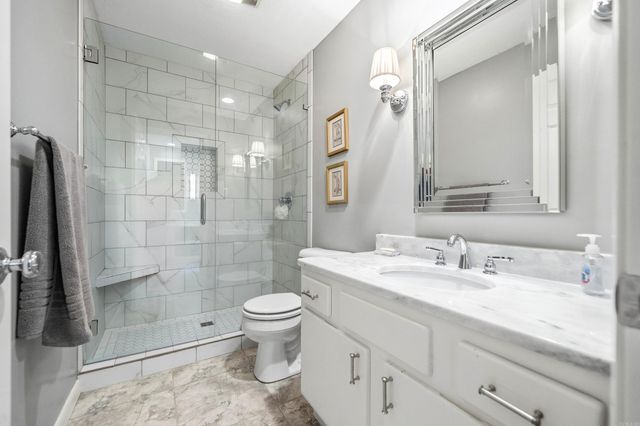 250 Grand Isle Dr Apt 5A, Hot Springs, AR 71913