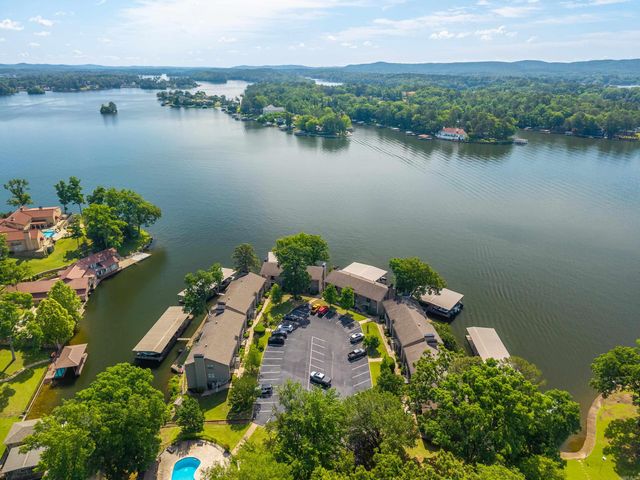 250 Grand Isle Dr Apt 5A, Hot Springs, AR 71913