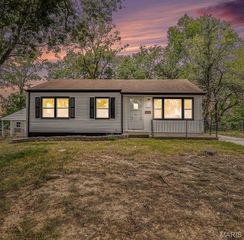 9807 Eastdell Drive, Dellwood, MO 63136