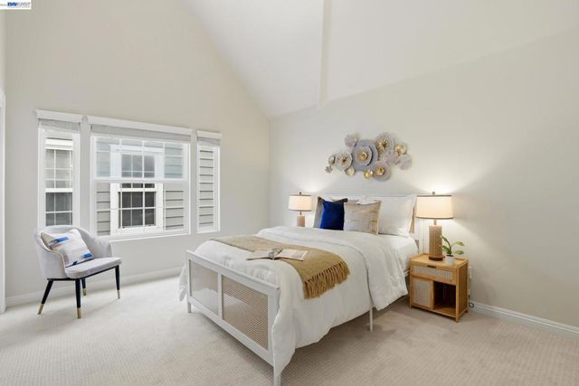 1003 Greenbrier Ct, San Leandro, CA 94577