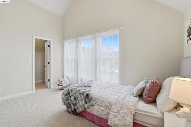 1003 Greenbrier Ct, San Leandro, CA 94577