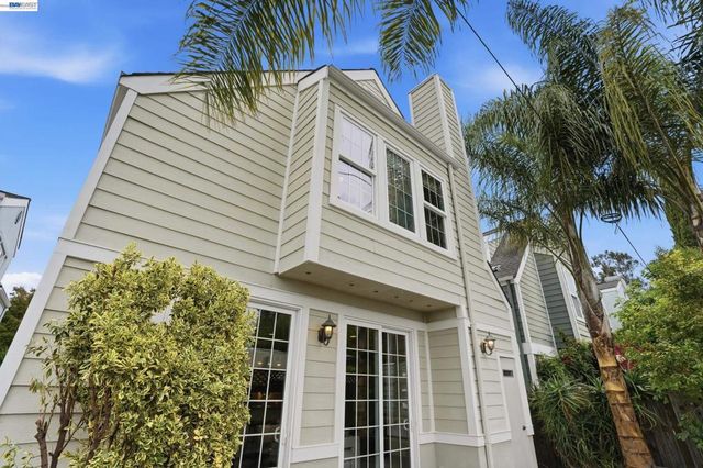 1003 Greenbrier Ct, San Leandro, CA 94577