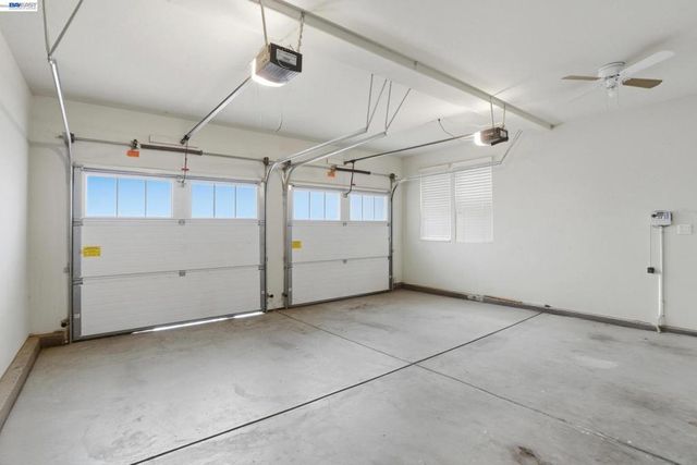 1003 Greenbrier Ct, San Leandro, CA 94577