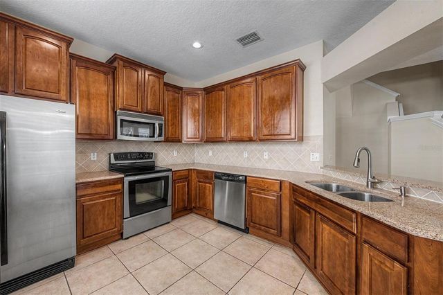 6754 EAGLE FEATHER DRIVE, Riverview, FL 33578