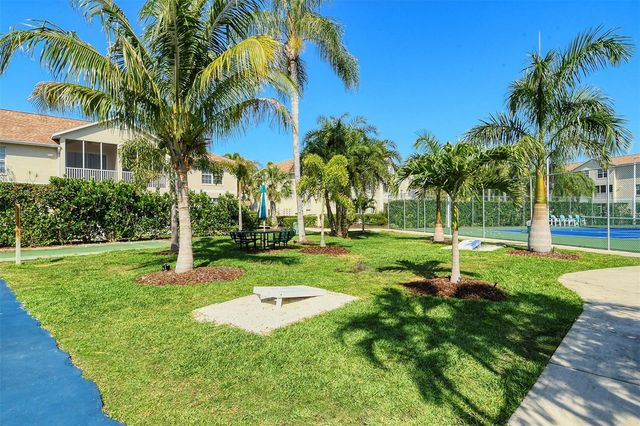 8370 WINGATE DRIVE 726, Sarasota, FL 34238