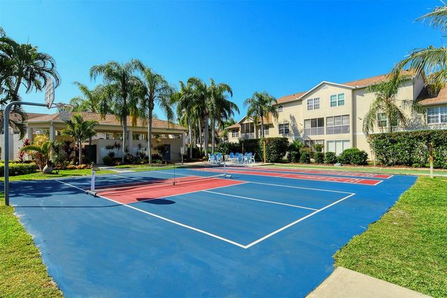 8370 WINGATE DRIVE 726, Sarasota, FL 34238