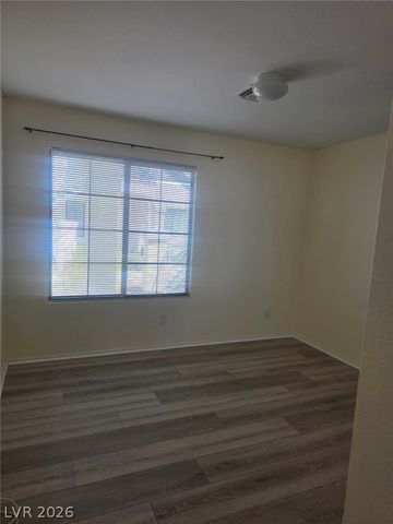 4869 South Torrey Pines Drive 101, Las Vegas, NV 89103