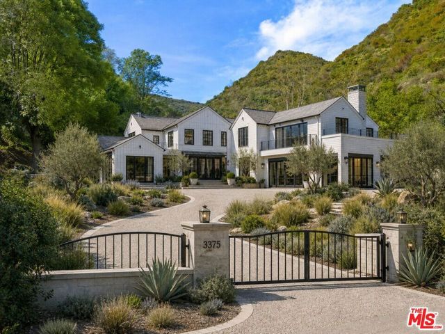 3375 Mandeville Canyon Road, Los Angeles, CA 90049