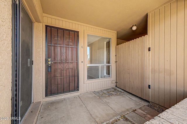 20236 N 6TH Drive 6, Phoenix, AZ 85027
