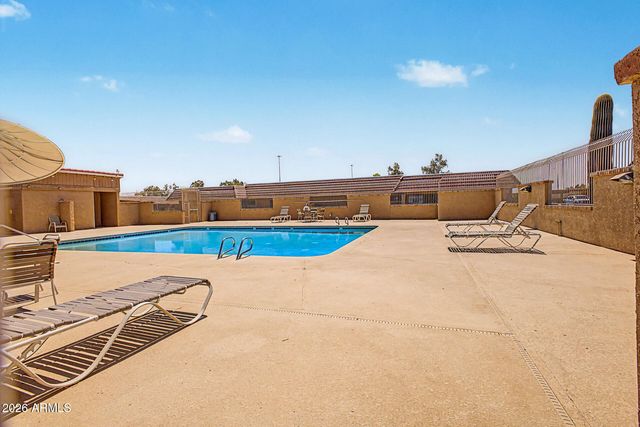 20236 N 6TH Drive 6, Phoenix, AZ 85027