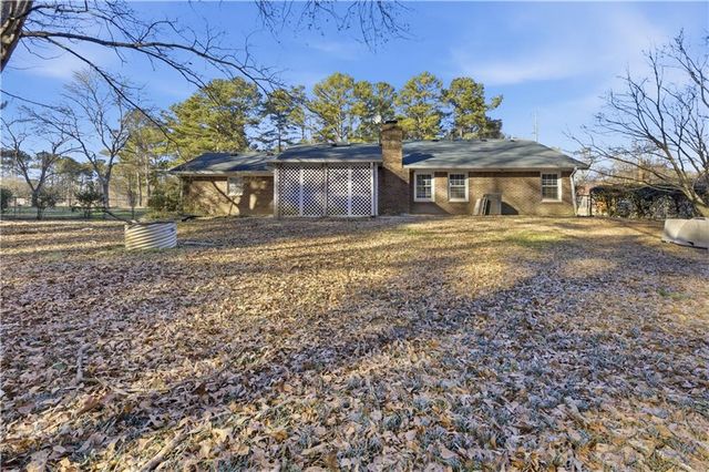 1303 Carman SE Court, Conyers, GA 30013