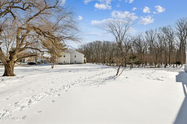 116 Cypress Court, Howell, NJ 07731