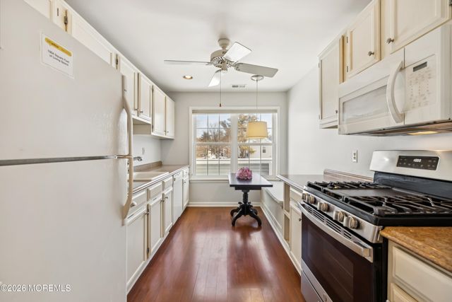 116 Cypress Court, Howell, NJ 07731