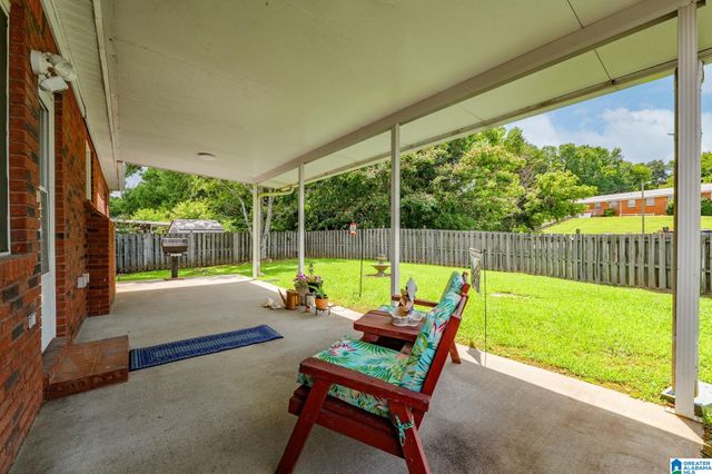 152 VICTORIA LANE, Pleasant Grove, AL 35127