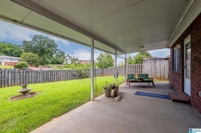 152 VICTORIA LANE, Pleasant Grove, AL 35127