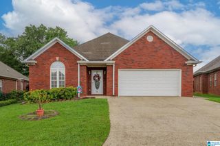 152 VICTORIA LANE, Pleasant Grove, AL 35127