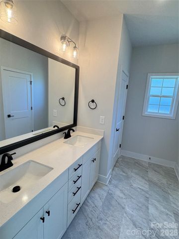 120 Nolen Drive 72, Salisbury, NC 28146