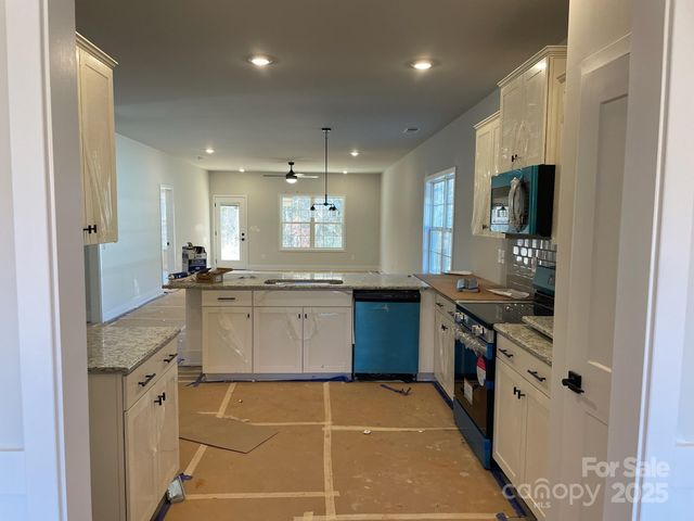 120 Nolen Drive 72, Salisbury, NC 28146