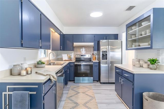 2420 AVENUE A NW, Winter Haven, FL 33880