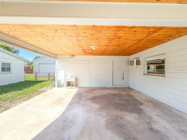 2420 AVENUE A NW, Winter Haven, FL 33880