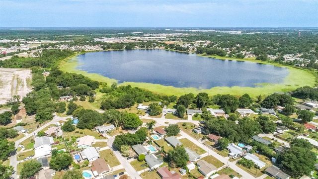 2420 AVENUE A NW, Winter Haven, FL 33880