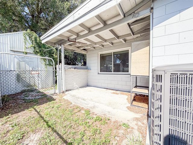 2420 AVENUE A NW, Winter Haven, FL 33880