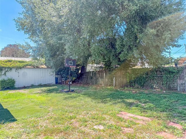 2420 AVENUE A NW, Winter Haven, FL 33880