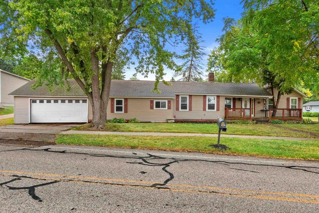 108 POND STREET, Amherst, WI 54406