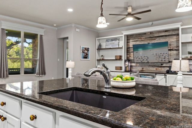 28968 Windlesham Way, San Antonio, TX 78260