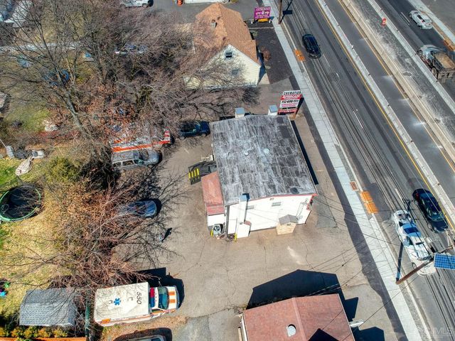 729 State Route 18, East Brunswick, NJ 08816