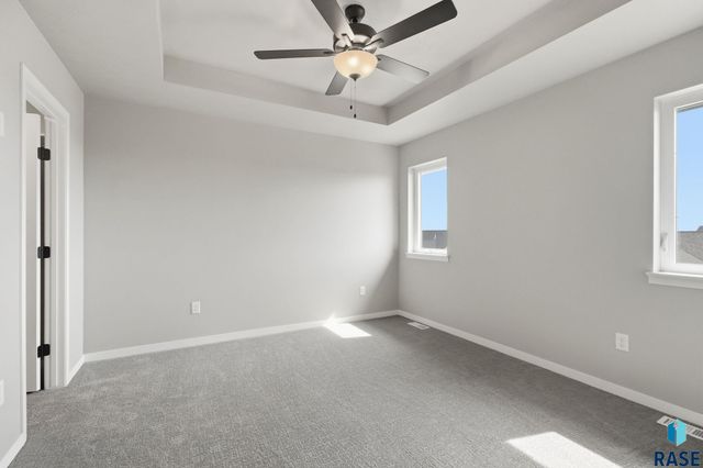 608 N Yankee Ave Avenue, Sioux Falls, SD 57110