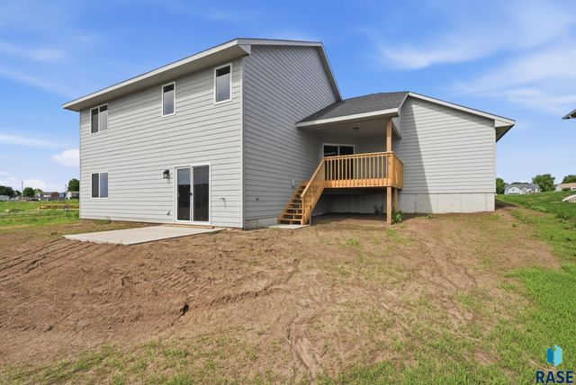 608 N Yankee Ave Avenue, Sioux Falls, SD 57110